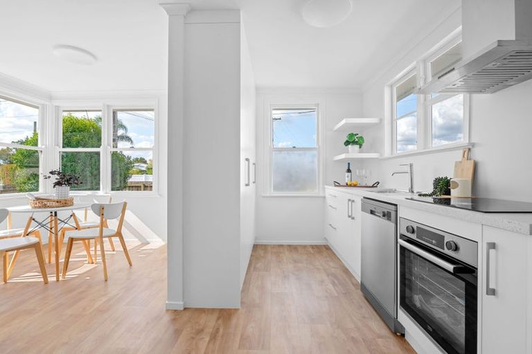 Photo of property in 29 Portal Crescent, Beerescourt, Hamilton, 3200