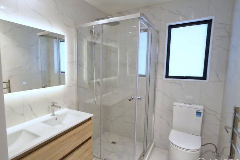 Photo of property in 6 Rorotu Avenue, Karaka, Papakura, 2113