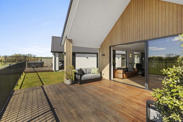 Photo of property in 69 Te Hurunui Drive, Pegasus, 7612