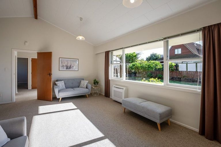 Photo of property in 70b Seaview Road, Paraparaumu Beach, Paraparaumu, 5032