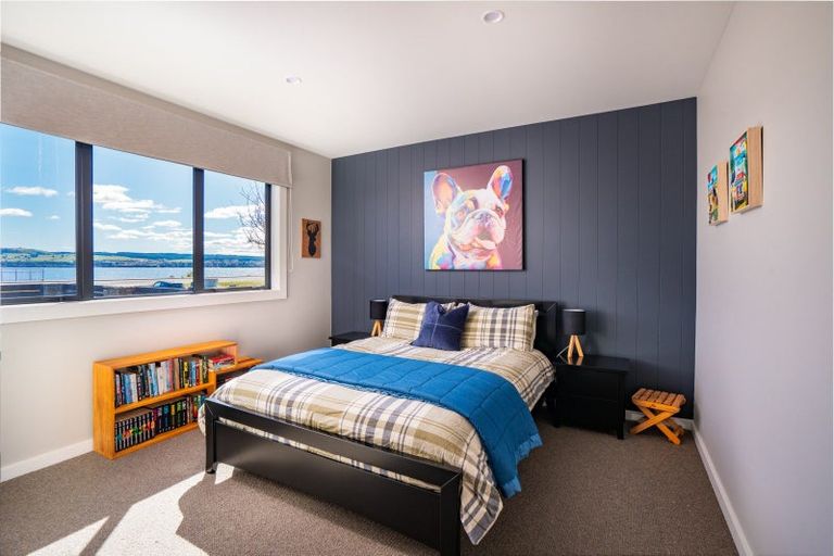 Photo of property in 336 Lake Terrace, Two Mile Bay, Taupo, 3330