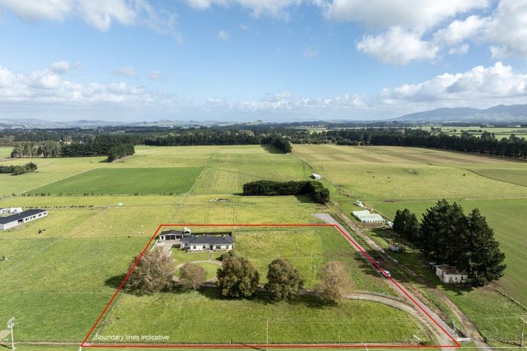 Photo of property in 71 Laws Road, Dannevirke, 4972