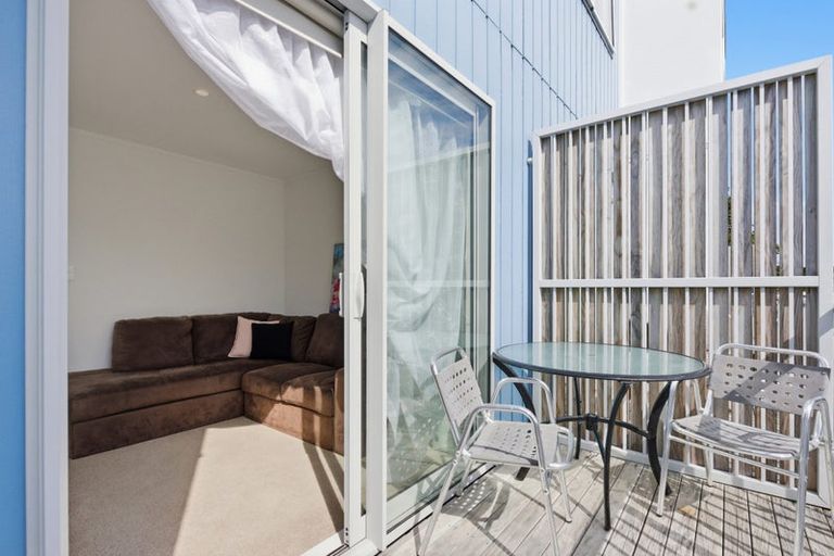 Photo of property in 30/31 Reynolds Place, Papamoa Beach, Papamoa, 3118
