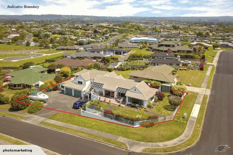 Photo of property in 61 Hamurana Road, Omokoroa, 3114