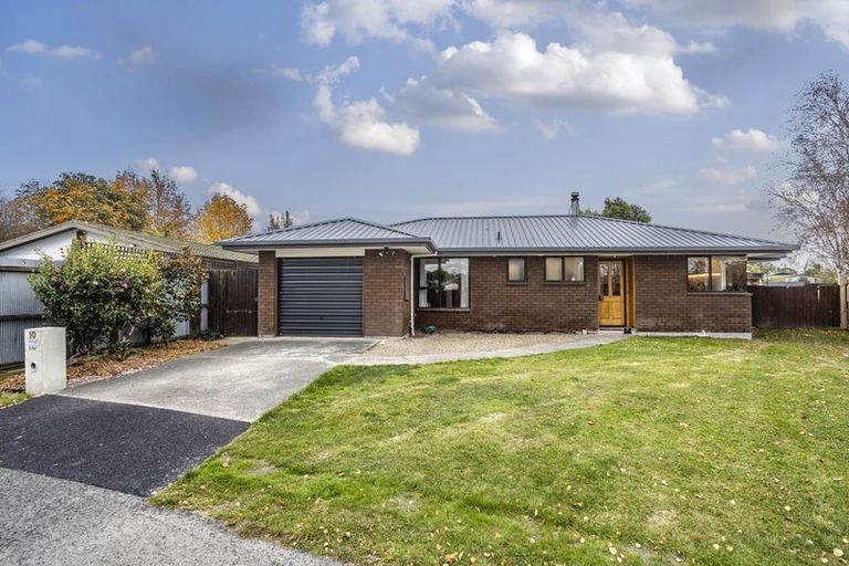 Photo of property in 10 Rowse Street, Rangiora, 7400