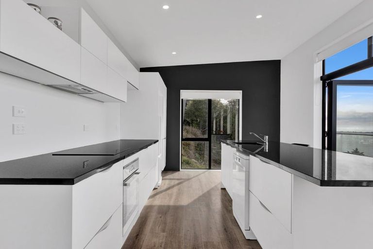 Photo of property in 65 Santa Maria Avenue, Mount Pleasant, Christchurch, 8081