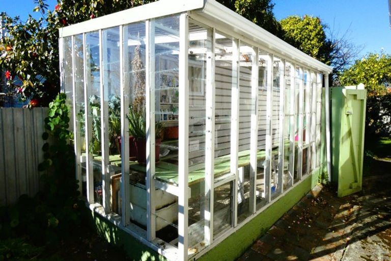 Photo of property in 2 Mclaughlins Lane, Westport, 7825