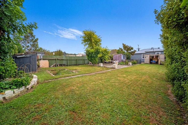 Photo of property in 19 Teviot Street, Oamaru North, Oamaru, 9400