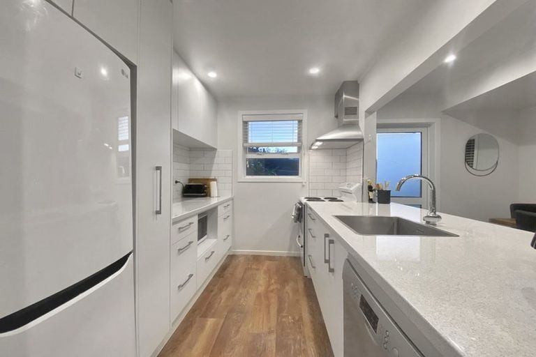 Photo of property in 12 Glen Alton Avenue, Paparangi, Wellington, 6037