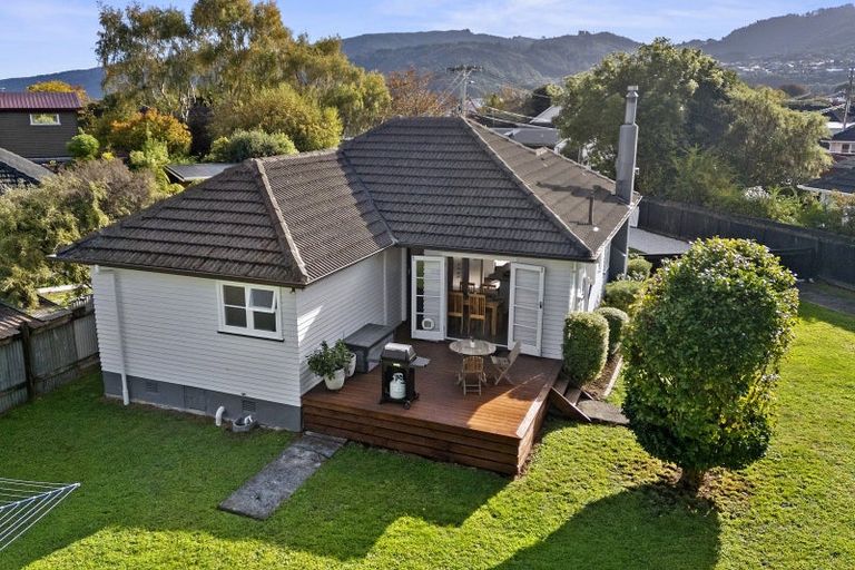 Photo of property in 9 Huia Grove, Elderslea, Upper Hutt, 5018