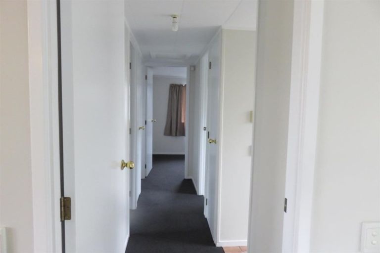 Photo of property in 63a/2 Colwill Road, Massey, Auckland, 0614