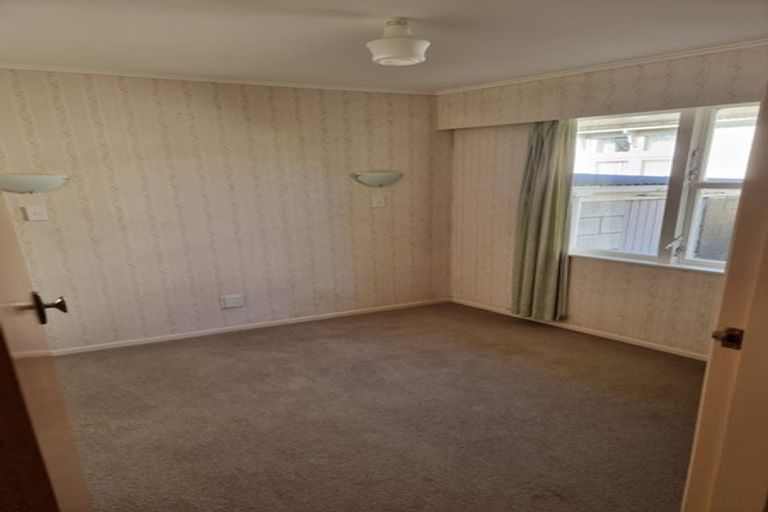 Photo of property in 25 Porutu Street, Fairfield, Lower Hutt, 5011