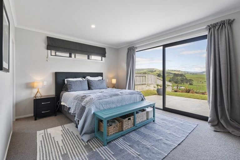 Photo of property in 32 Varsity Heights, Fitzherbert, Palmerston North, 4410