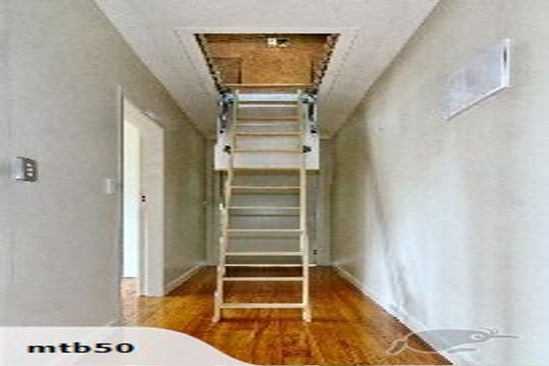Photo of property in 179 Waimumu Road, Massey, Auckland, 0614