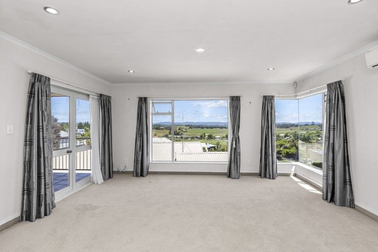 Photo of property in 3 Tironui Terrace, Western Heights, Hamilton, 3200