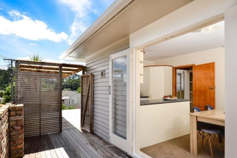Photo of property in 24 Helena Street, Massey, Auckland, 0614