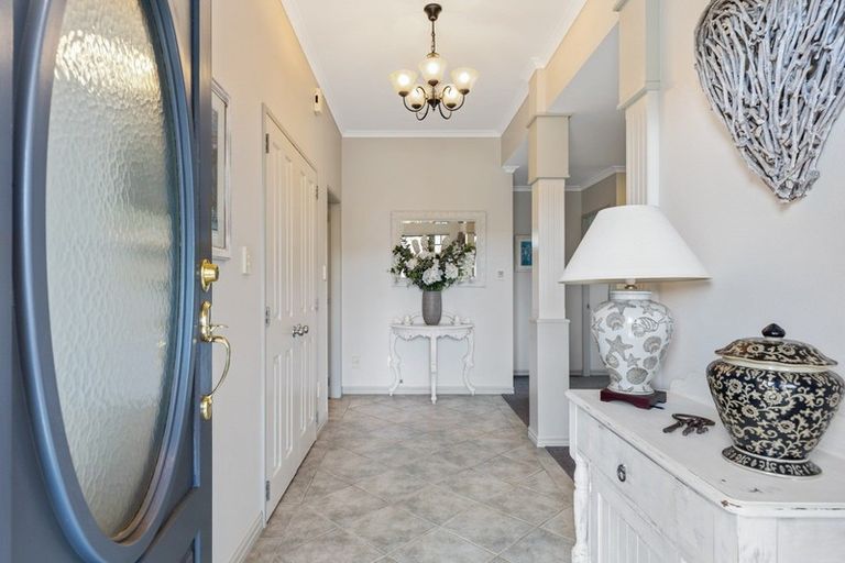 Photo of property in 22 Manor Park Drive, Pyes Pa, Tauranga, 3112