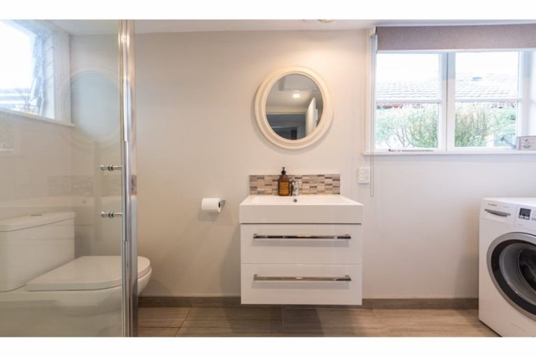 Photo of property in 220 Knowles Street, St Albans, Christchurch, 8052