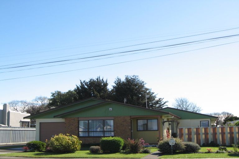 Photo of property in 3/200 Karaitiana Street, Frimley, Hastings, 4120