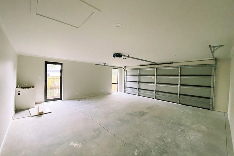 Photo of property in 56u3 Paul Crescent, Fairfield, Hamilton, 3214