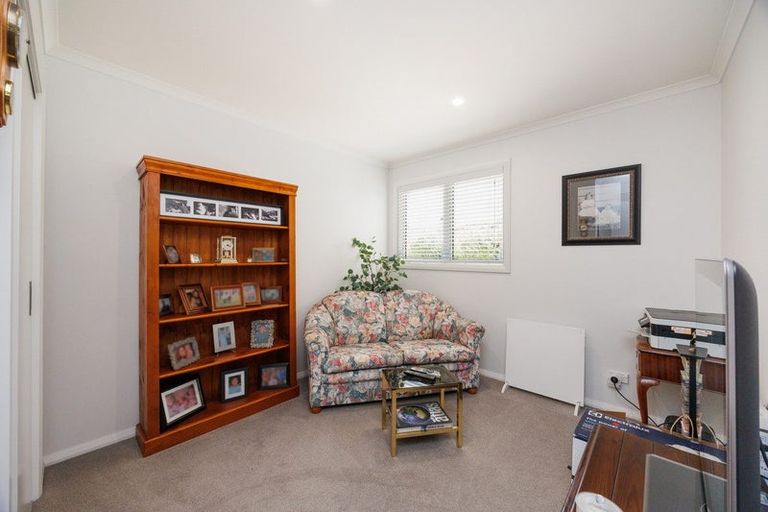 Photo of property in 14a Sandilands Street, Feilding, 4702