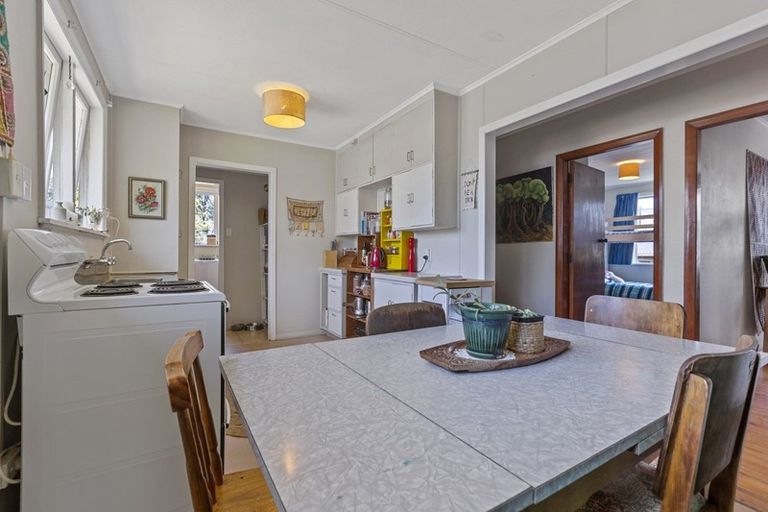 Photo of property in 21 Marama Crescent, Spotswood, New Plymouth, 4310