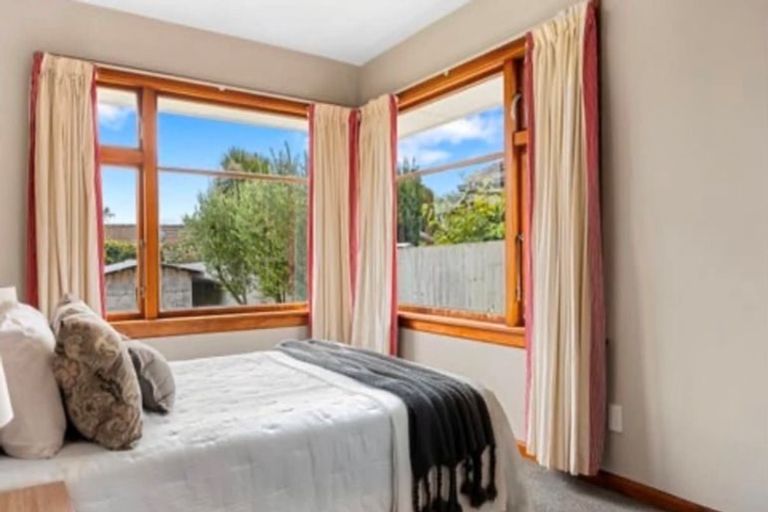 Photo of property in 3 Roslyn Avenue, Mairehau, Christchurch, 8052