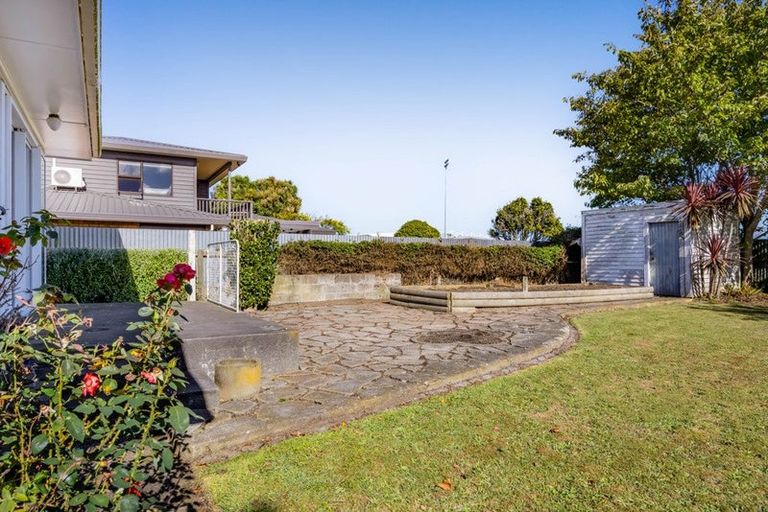 Photo of property in 41 Camberwell Road, Hawera, 4610