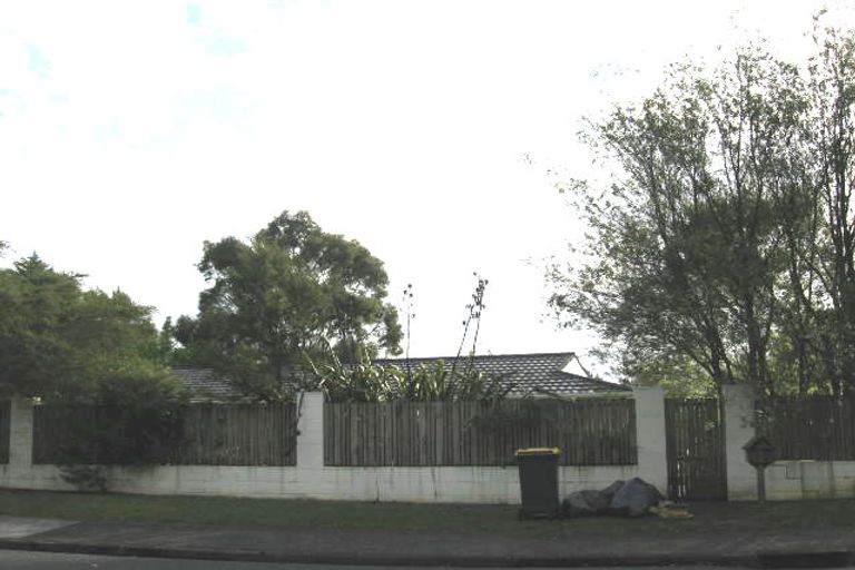 Photo of property in 7 Autumn Avenue, Glen Eden, Auckland, 0602