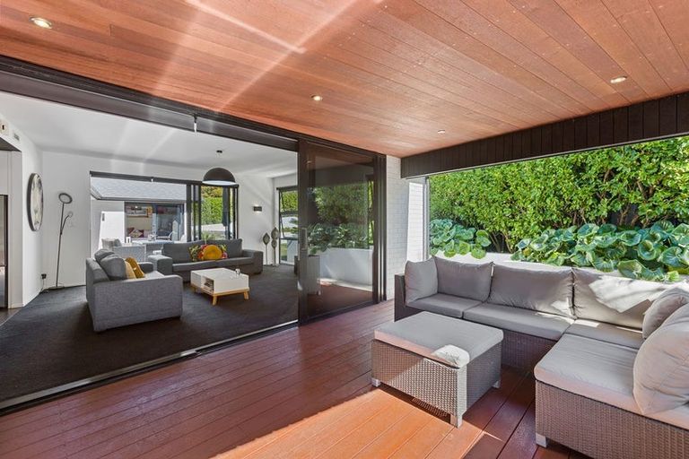 Photo of property in 14 Brooklands Road, Brooklands, New Plymouth, 4310