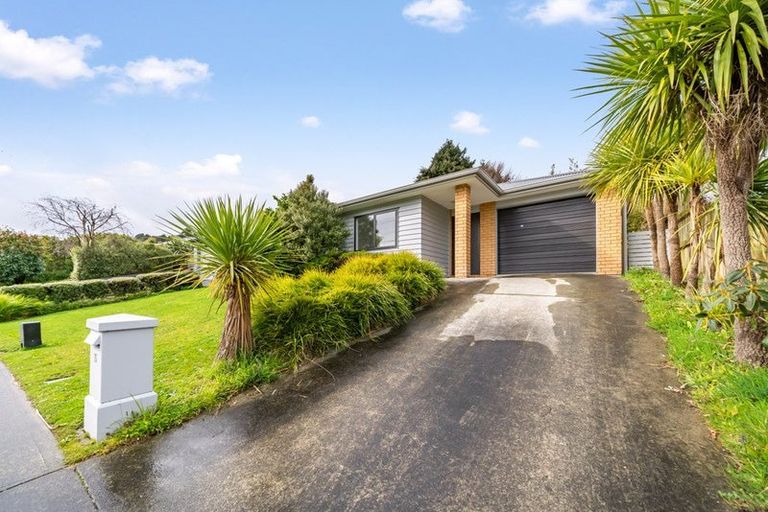 Photo of property in 75 Farmer Crescent, Taita, Lower Hutt, 5011