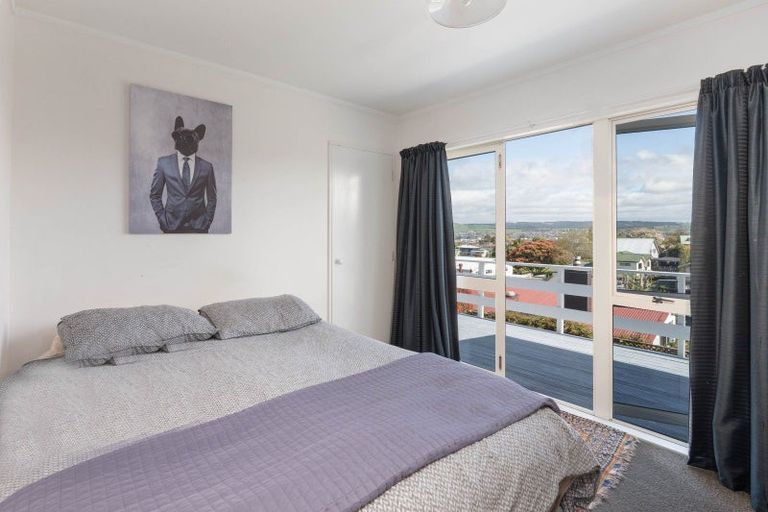 Photo of property in 37 Sunset Street, Hilltop, Taupo, 3330