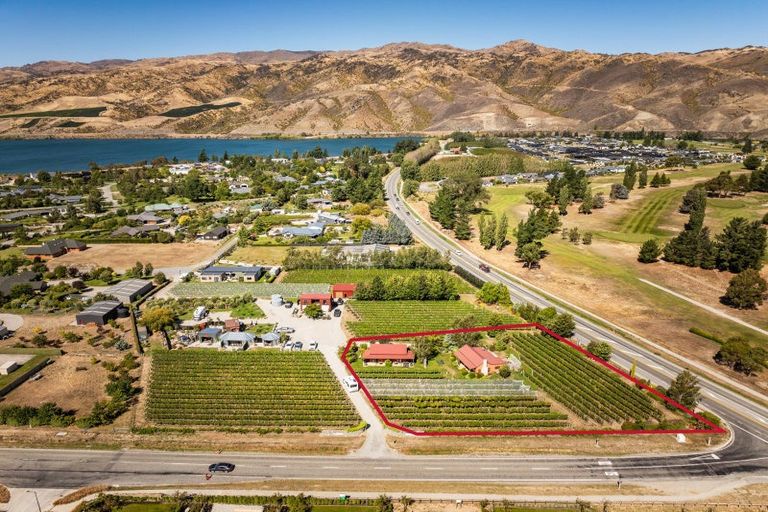 Photo of property in 1 Shortcut Road, Cromwell, 9310