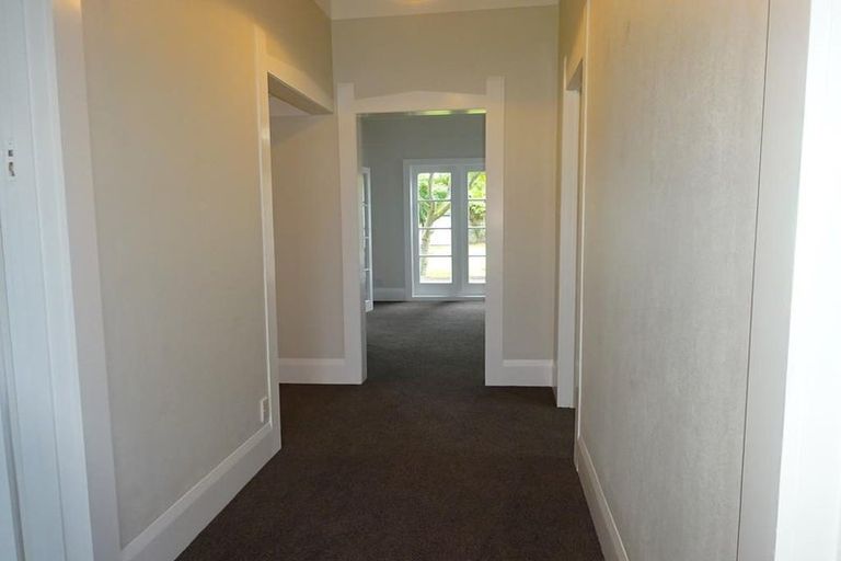 Photo of property in 613 Saint Aubyn Street West, Saint Leonards, Hastings, 4120