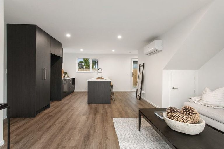 Photo of property in 1/37 Evesham Crescent, Spreydon, Christchurch, 8024