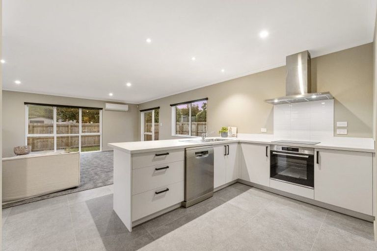 Photo of property in 12 Carrick Robertson Place, Waihi, 3610