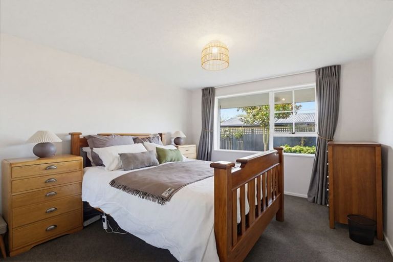 Photo of property in 2/63 Gainsborough Street, Hoon Hay, Christchurch, 8025