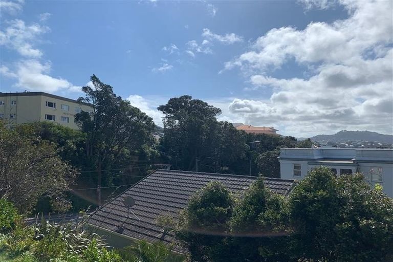 Photo of property in 1c/145 Ohiro Road, Brooklyn, Wellington, 6021