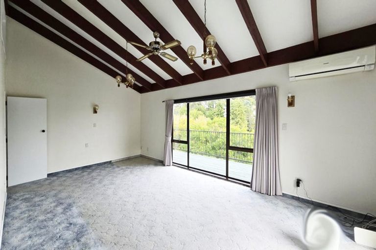 Photo of property in 27 Burns Road, Hospital Hill, Napier, 4110