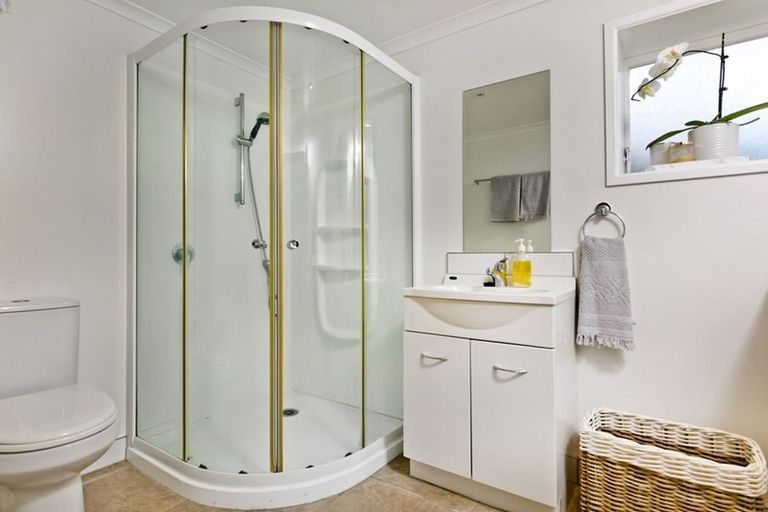 Photo of property in 51 Simpson Road, Ranui, Auckland, 0612