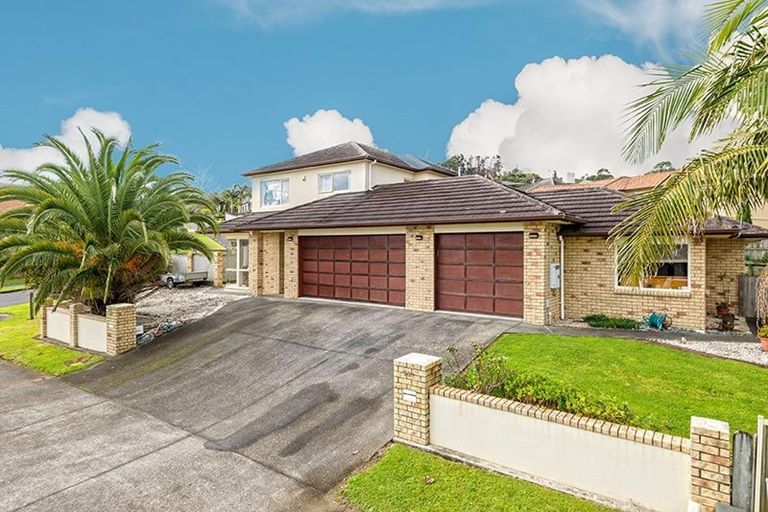Photo of property in 50 Lansell Drive, East Tamaki Heights, Auckland, 2016