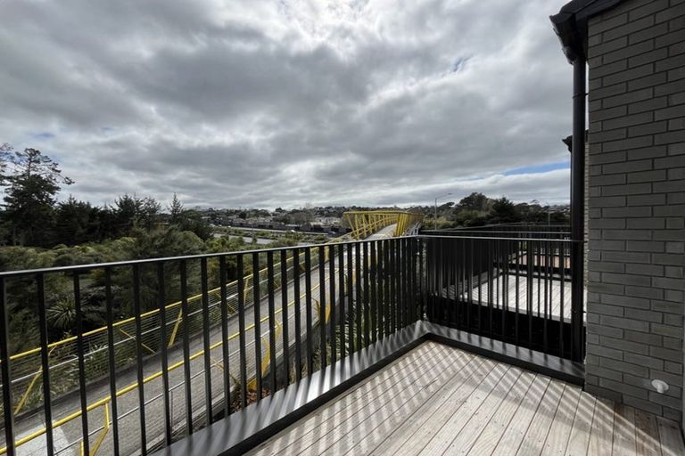 Photo of property in 14/28 Westgate Drive, Westgate, Auckland, 0614