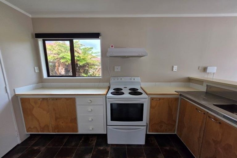 Photo of property in 2 Wallace Crescent, Glenholme, Rotorua, 3010