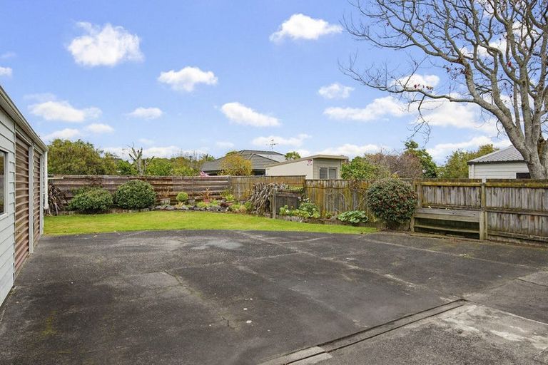 Photo of property in 38 Rimu Street, Waikanae, 5036