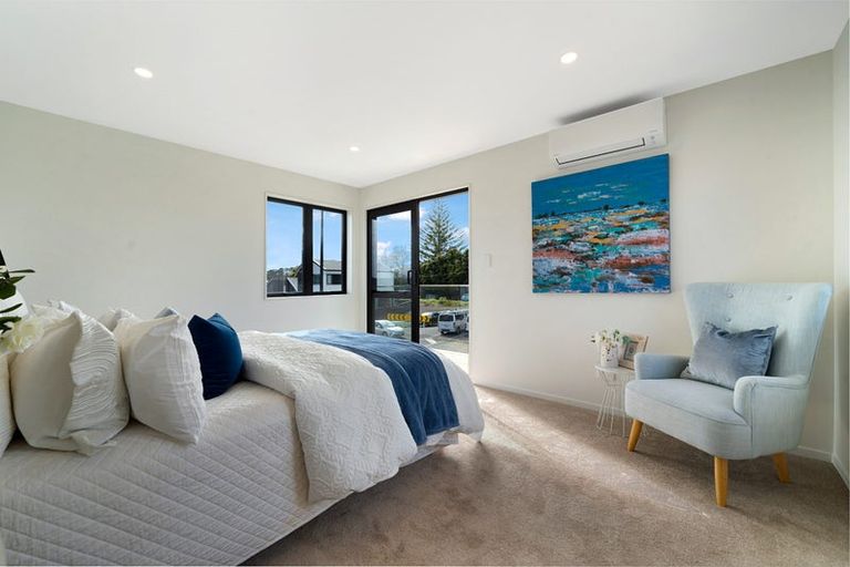 Photo of property in 37 Paretao Street, Massey, 0614