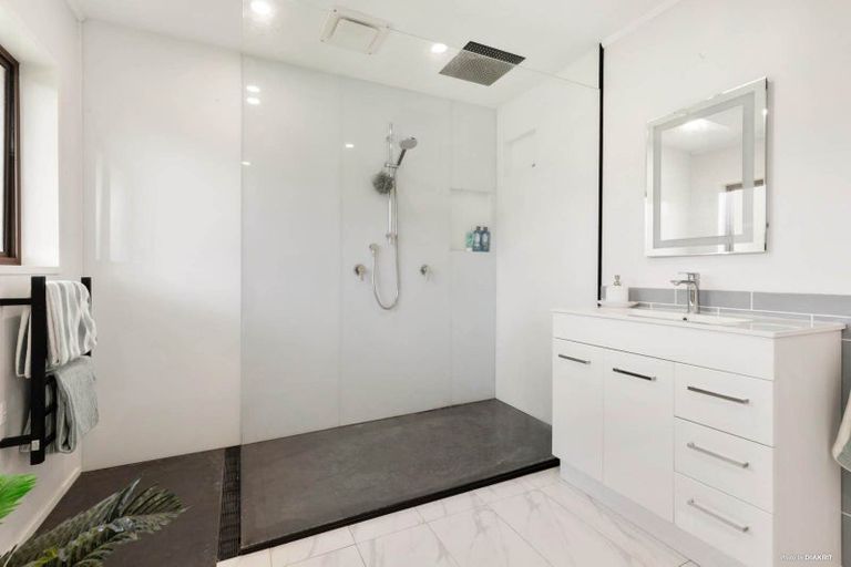 Photo of property in 6 Koromiko Place, Waiuku, 2123