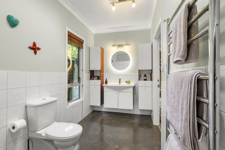 Photo of property in 106p Greenslade Road, Raglan, 3295