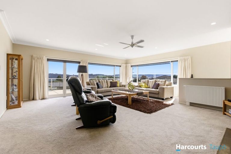Photo of property in 49 Shepherd Road, Waipahihi, Taupo, 3330