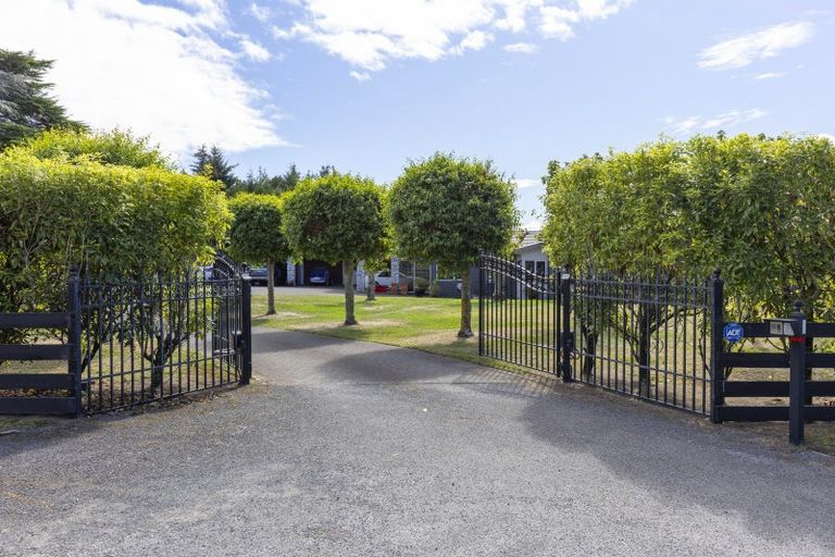 Photo of property in 164 Mapara Road, Acacia Bay, Taupo, 3385