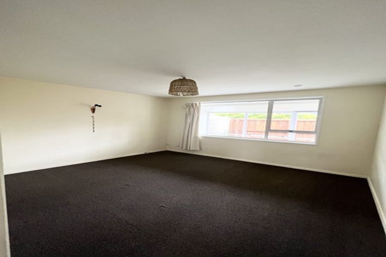 Photo of property in 2/417 Worcester Street, Linwood, Christchurch, 8011